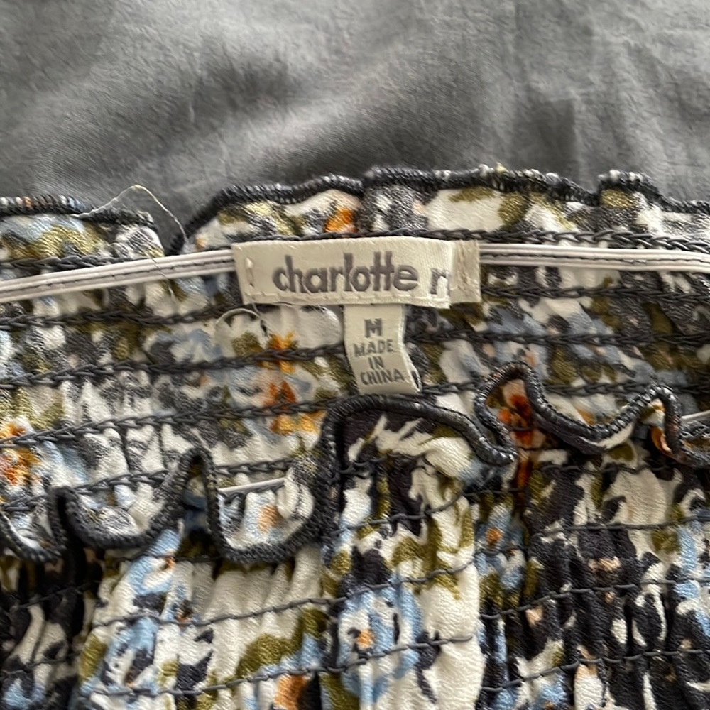 CHARLOTTE RUSSE FLORAL TUNIC OFF-SHOULDER SIZE M